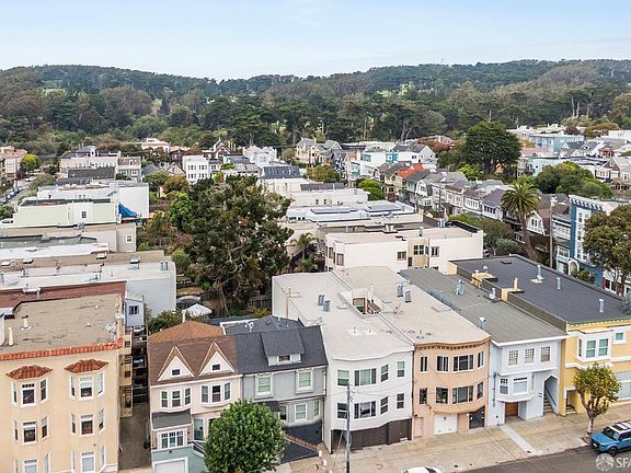 2nd image of 4918 California St
