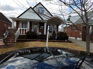 12044 233rd St, Jamaica, NY 11411