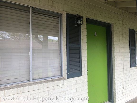 3rd image of 1105 N Meadows Dr APT A