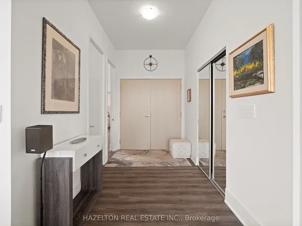 1486 Bathurst St, Toronto, ON M5P 3G9