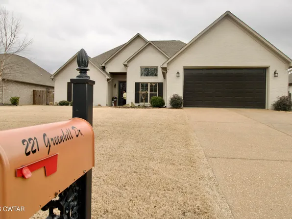 221 Greenhill Dr, Jackson, TN 38305