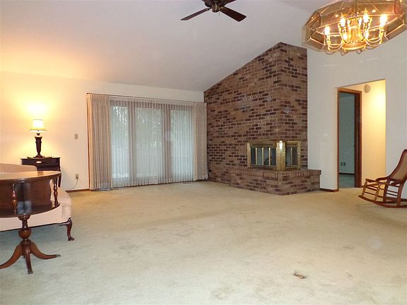 3rd image of 5901 Churchview Dr APT 26