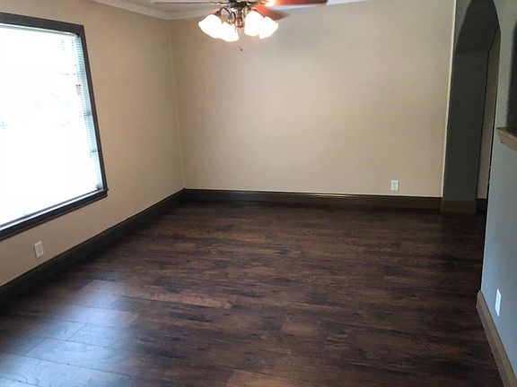 2nd image of 1012 Palmetto St