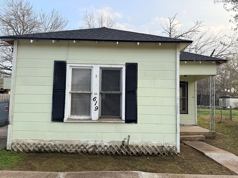1st image of 619 W Norris St