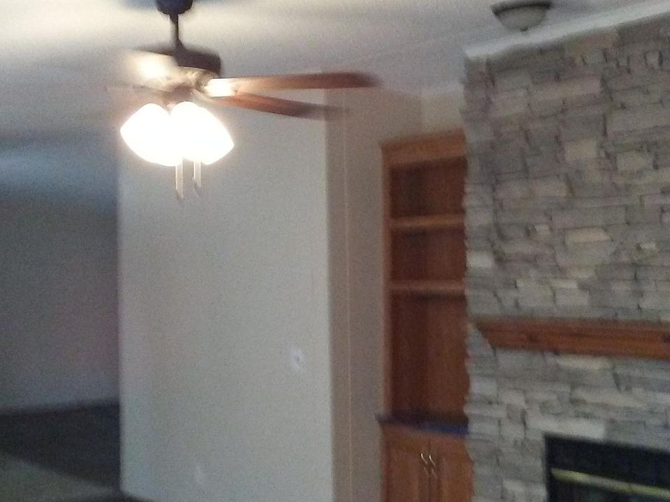 2nd image of 145 Echo Lake East Dr