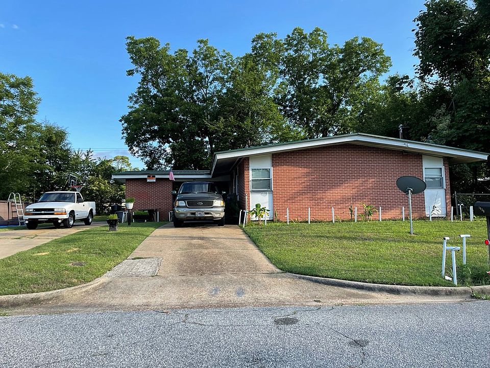 2nd image of 1938 S Riverview Cir