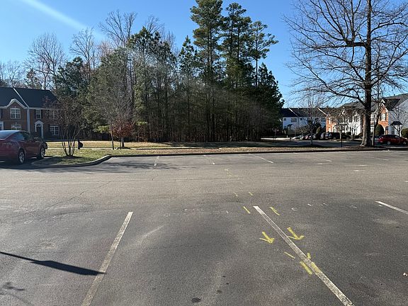 2nd image of 1412 Olde Sage Ct