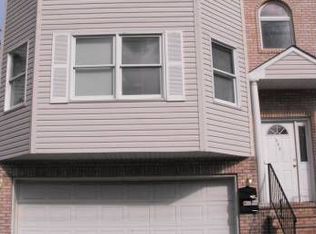 430 S 19th St APT 3, Newark, NJ 07103