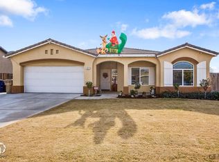 1017 Aegean Ave, Bakersfield, CA 93307