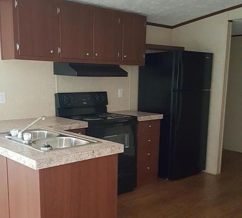 4th image of 20 Campground Ln