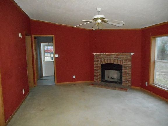 2nd image of 49 Abby Lynn Ln
