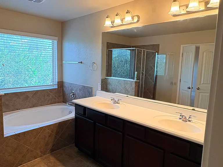 6002 Venado Trce — Photo 15
