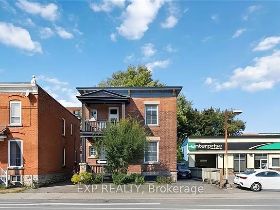2nd image of 347 Saint Patrick St