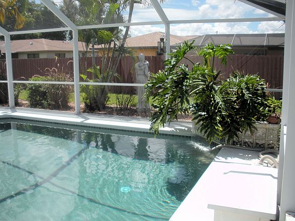 Pool planter/waterfall