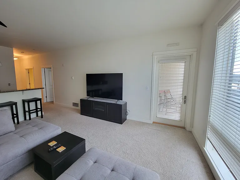 400 Washington Ave #310 — Photo 7