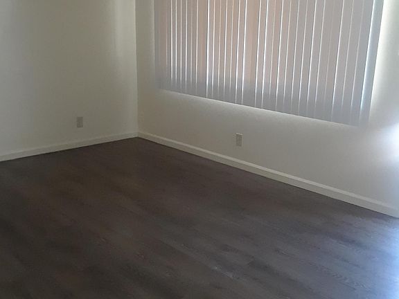 3rd image of 10726 Orange Grove Ave #12