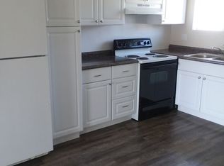 106 W 9th St, Wapato, WA