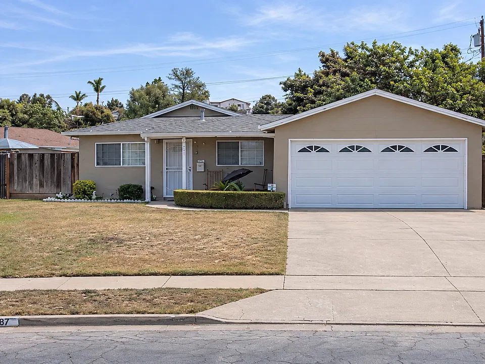 4487 Concerto Dr