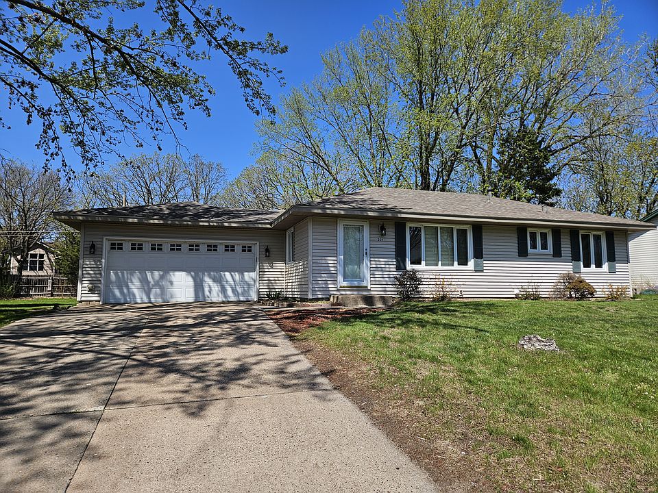1st image of 221 111th Ln NW