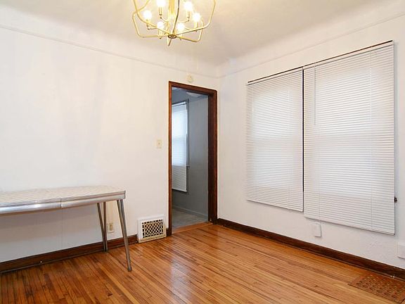 5th image of 2417 James Ave N