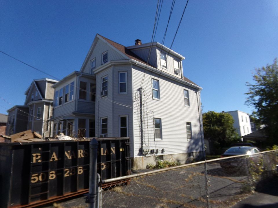 2nd image of 13 Lewis Ave