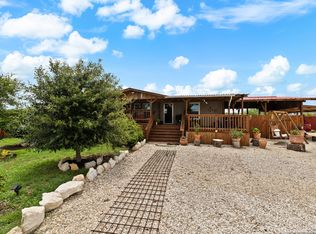 14 Gallinas Creek Rd, Pleasanton, TX 78064
