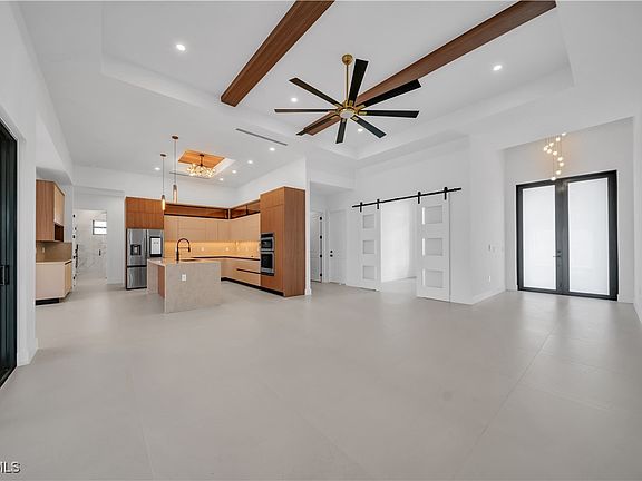 4th image of 4006 SW 25th Court Cpe