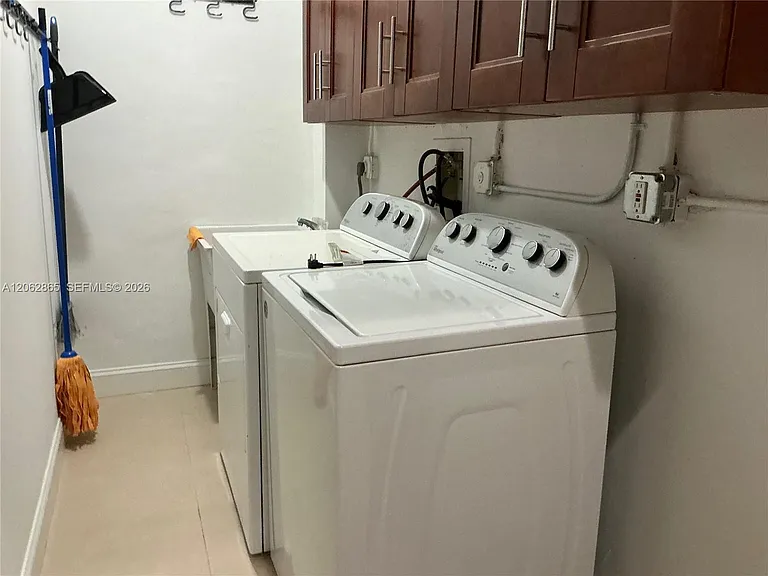 8559 SW 115th Pl — Photo 10