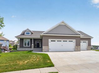 1504 Century Corner Ln NE, Rochester, MN 55906