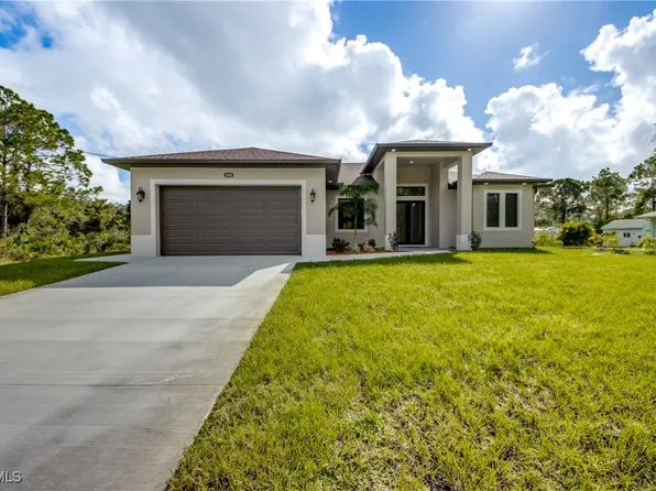 1104 Henry Ave, Lehigh Acres, FL 33972