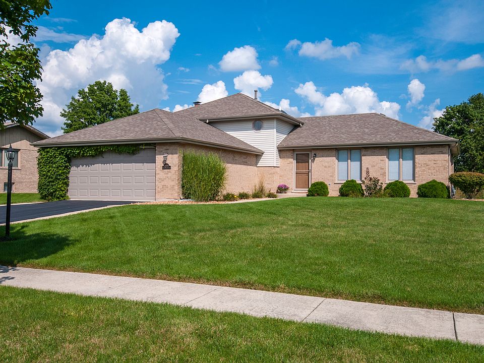 1st image of 20509 S Green Meadow Ln
