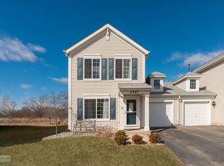 2427 Roxbury Ln, Montgomery, IL 60538