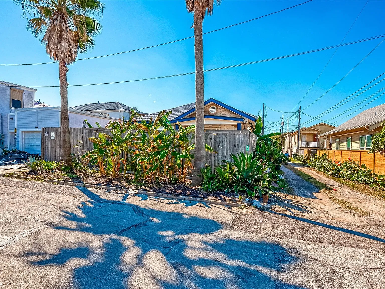 2 bed, 1.0 bath, 1148 sqft, $2,100 — Photo 4