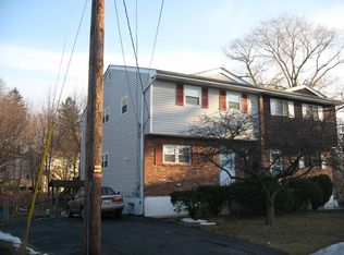 21 Jasinski Rd, Spring Valley, NY 10977