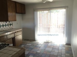 13654 Algonquin Rd APT 3, Apple Valley, CA 92308