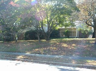 16 Chapel Hill Rd, Huntingdon Valley, PA 19006