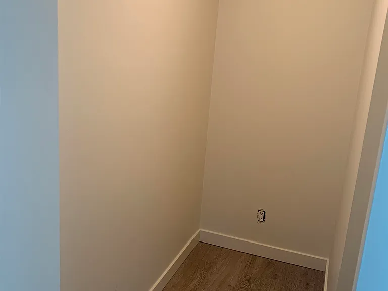 1200 Georgia St W #2303 — Photo 6