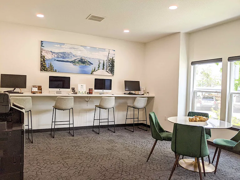 Clubhouse Lounge