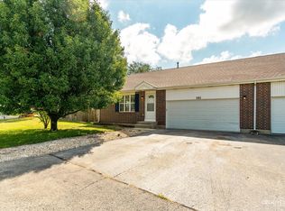 501 Honeytree Dr, Romeoville, IL 60446