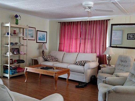 4th image of 34187 Canal Dr N #187B