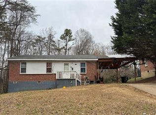 2503 Craver St, Winston Salem, NC 27105