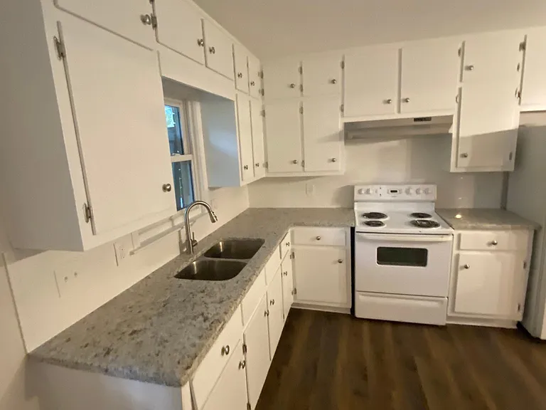 2221 Pine Rd — Photo 3