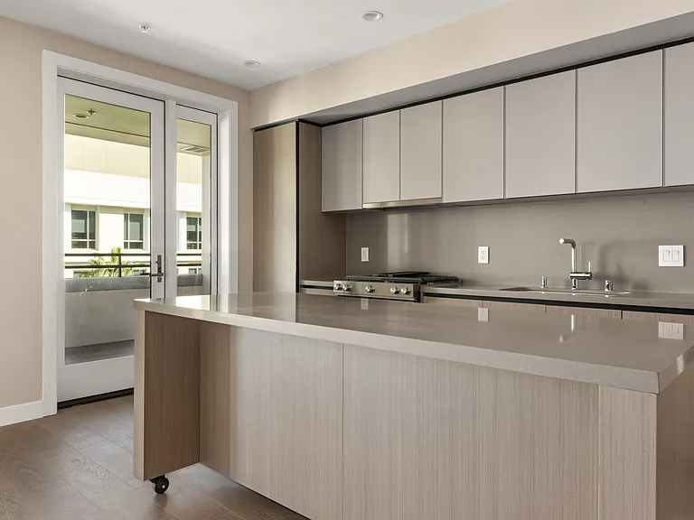 39 S Los Robles Ave #1505 — Photo 10