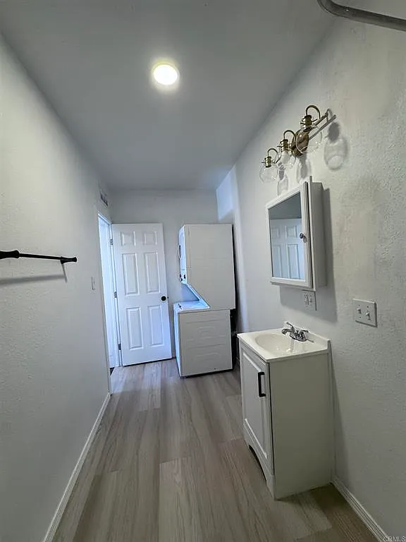 Studio, 260 sqft, $850 — Photo 2
