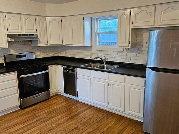 2nd image of 5825 45th Ave S