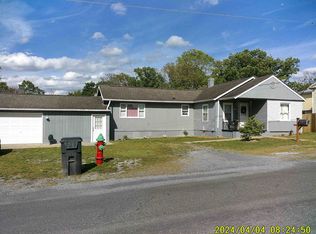 1006 10th St SE, Shenandoah, VA 22849