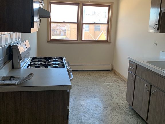 4th image of 3162 W Meadow Lane Dr APT 4
