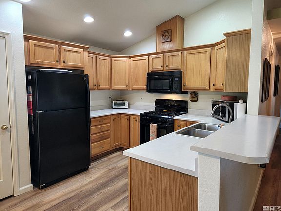 4th image of 1323 E Marion Russell Dr