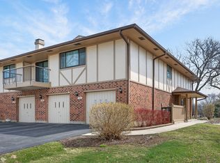 755 Whalom Ln #2C2, Schaumburg, IL