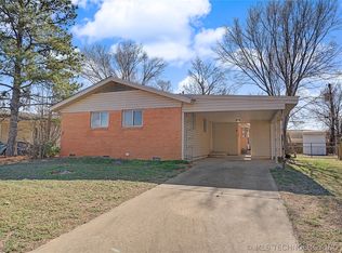 408 E E St, Jenks, OK 74037